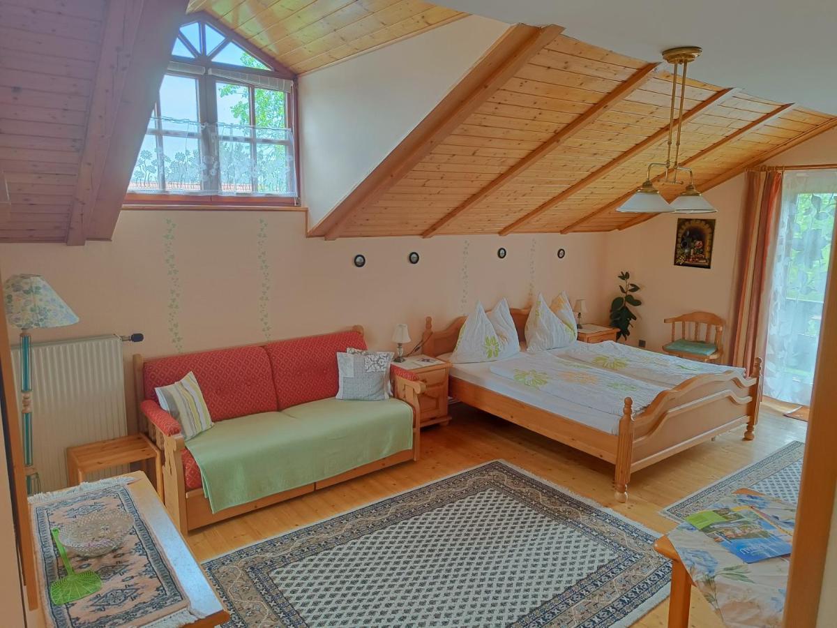 Haus Sundl - Privatzimmer Emmersdorf an der Donau Zewnętrze zdjęcie